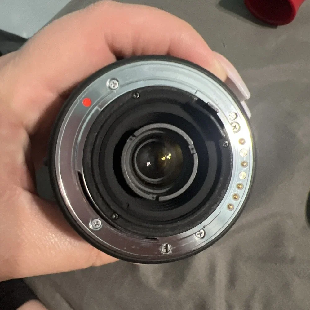 Quantaray 100-300mm 1:4.5-6.7 Autofocus Zoom for Pentax AF Lens W/ 55mm UV Lens